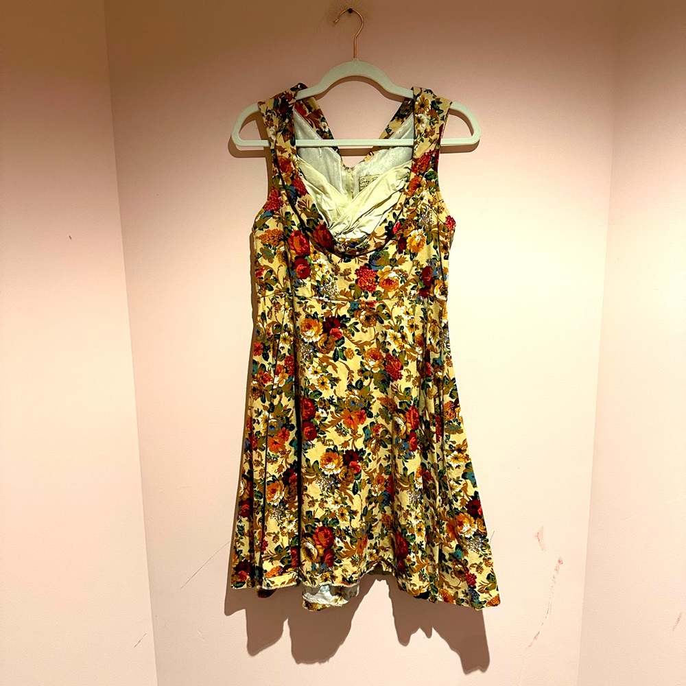 Floral A-Line Sleeveless Dress in Yellow